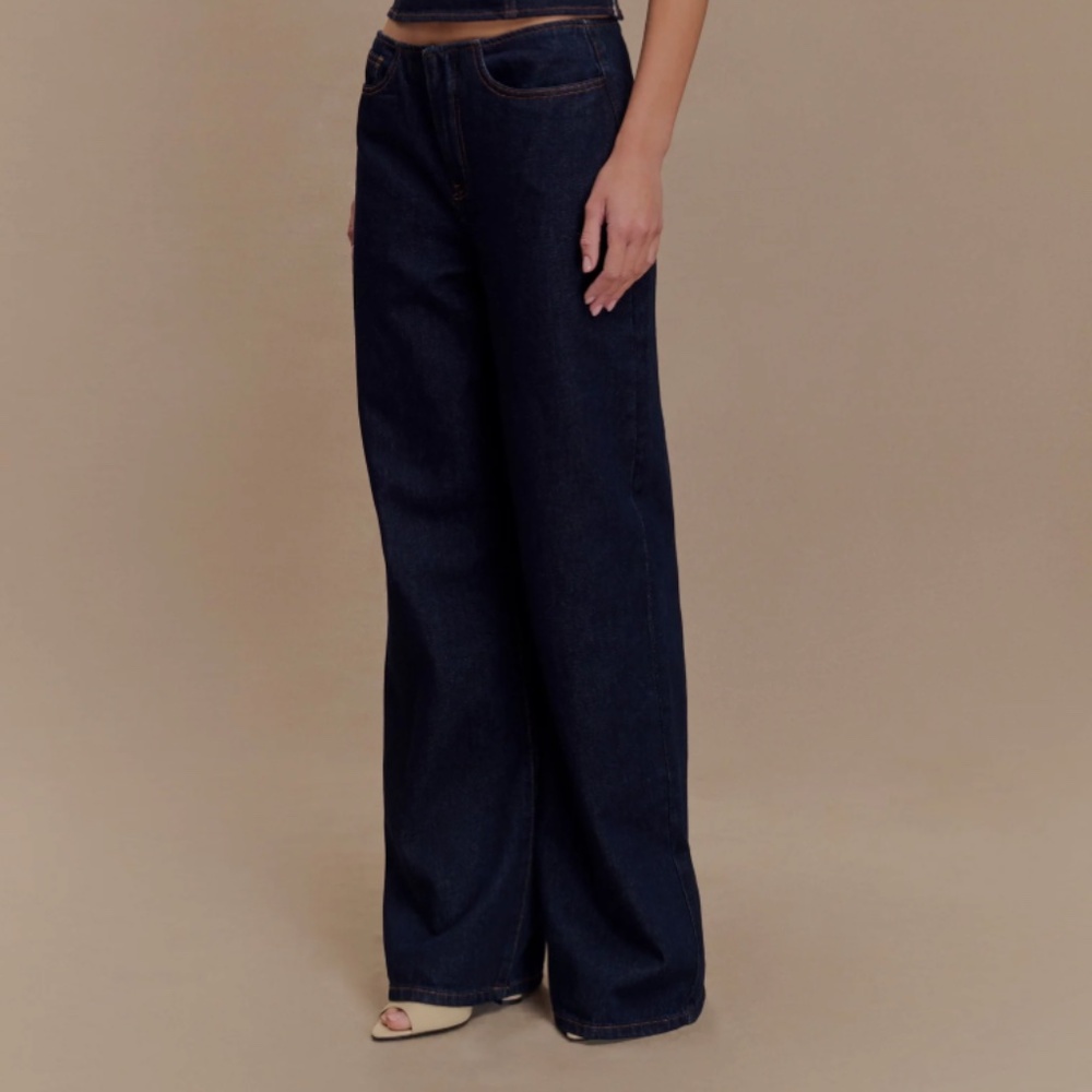 MESHKI Caitlin Mid Rise Denim Jeans - Indigo Blue